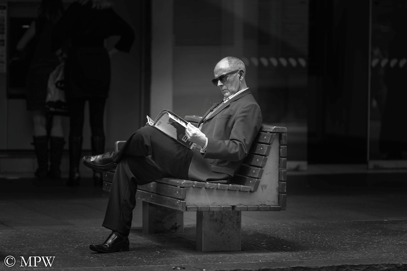 Queen Street Auckland black and white